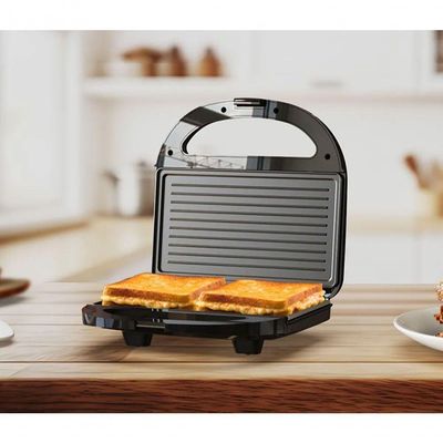 Sanduicheira Elétrica Cadence Sandugrill Preta 110V