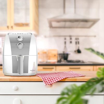 Air Fryer Britânia 5,5L Antiaderente Redstone 1500W BAF52 220V