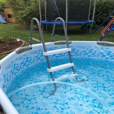 Escada Intex 3 Degraus Para Piscina Inflável Ou Estrutural 91cm