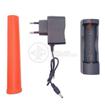 Lanterna Led Militar X900 Com Bateria Recarregável Foco De Luz Ajustável Com Sinalizador Incluso