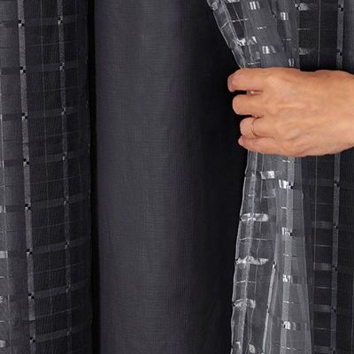 Cortina Blackout Pvc Com Tecido Voil Xadrez 2,80 M X 2,30 M - Na Cor Preto