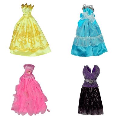 Vestido Para Boneca - Doll Dress Com 9 Vestidos