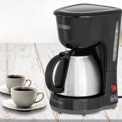 Cafeteira Elétrica Black+Decker CM15, 15 xícaras, Jarra Preto com Inox / 110V