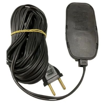 Extensão Elétrica 3 Metros Tripolar 3 Saídas Bivolt Preto