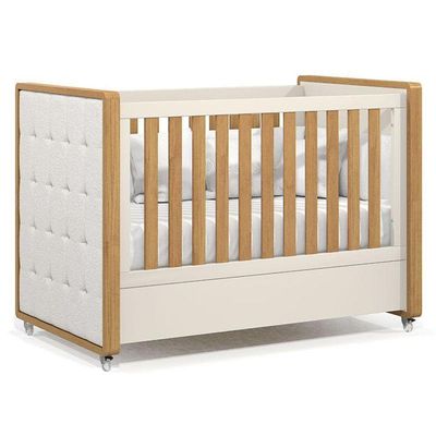 Berço Americano Com Capitonê New Boucle E Cômoda Infantil Tutto New Freijó Off White - Matic