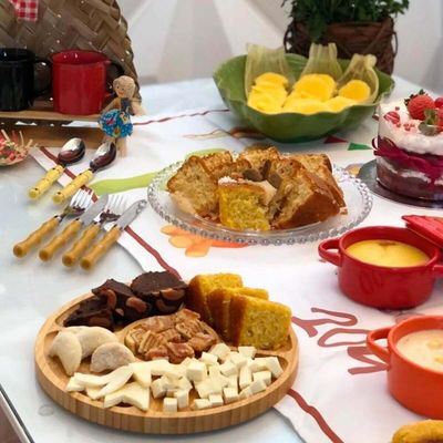Kit 2 Petisqueiras de Bambu 5 Divisórias 25cm Lyor Round Aperitivos Tábua Redonda Servir Petiscos