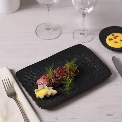 Kit Travessas 18x14cm e 27x17cm Preto Matte Cerâmica Porto Brasil Servir Sushi