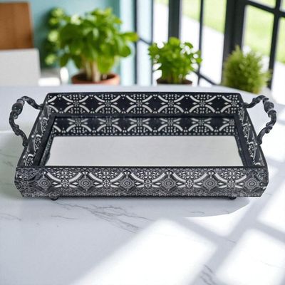 Bandeja retangular em ferro com espelho e alça L'Hermitage Bakir 29x15x10cm cor preta
