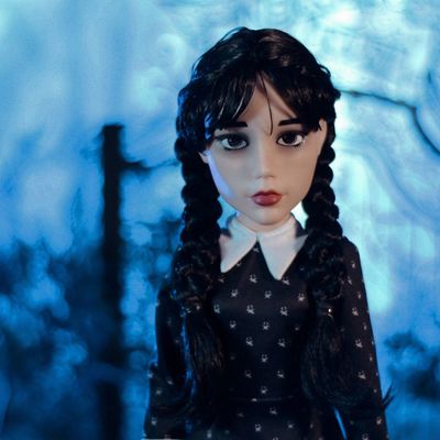 Boneca Wandinha Babybrink com Mãozinha