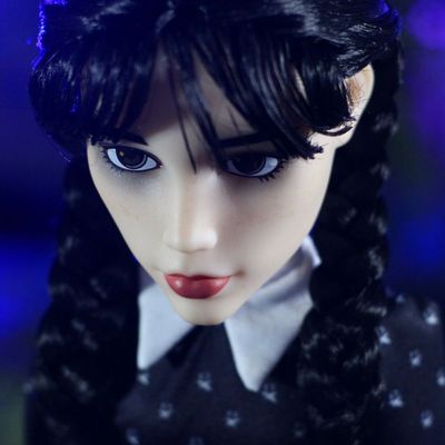 Boneca Wandinha Babybrink com Mãozinha