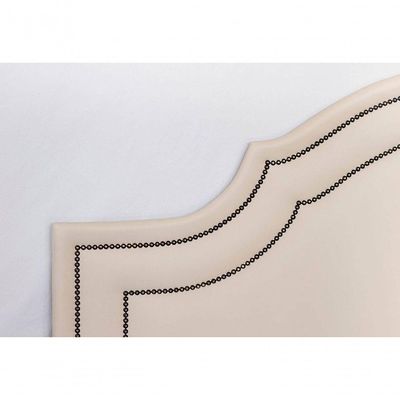 Cabeceira Queen Luxo 160x60 Courino Off White Tachas Fumê