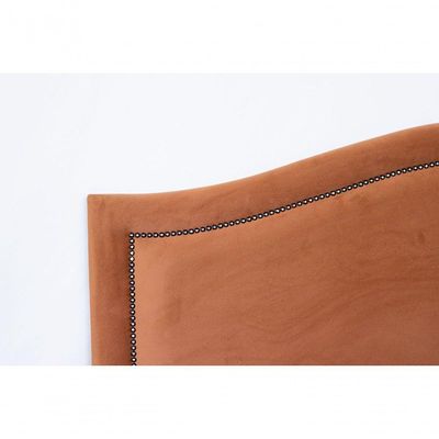 Cabeceira Casal Curva Luxo 140x60 Veludo Terracota - Tachas Fumê