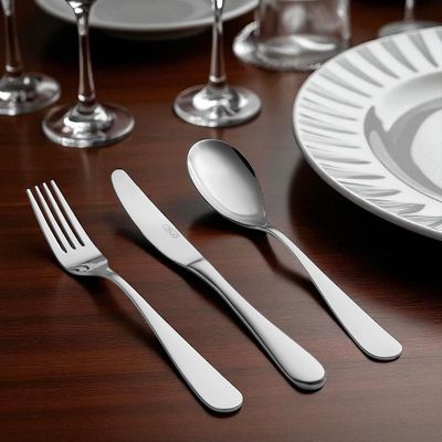 Faqueiro em aço inox Saint James New Breeze 101 Peças: Modernidade e leveza para a sua mesa