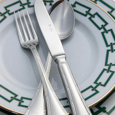 Faqueiro em aço inox Saint James Croise 130 peças: Elegância e sofisticação para sua mesa