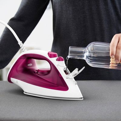 Ferro à Vapor Spray com Base Antiaderente Essentialgliss Arno FMQ 127V