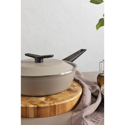 Frigideira Funda Tramontina Spezia Induction Areia Em Alumínio Com Revestimento Em Antiaderente Com Tampa 24 Cm