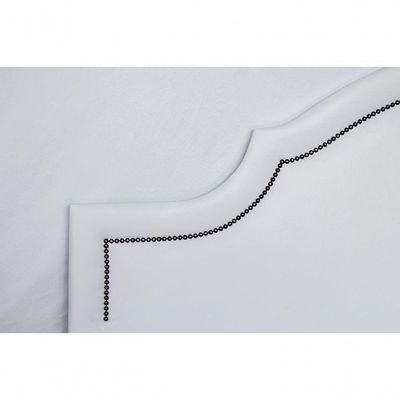 Cabeceira Casal Luxo 140X60 Branco Tachas Fumê