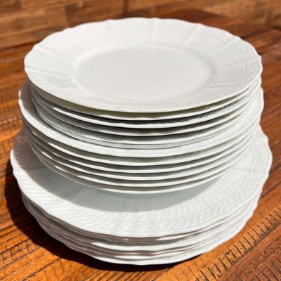 Baixela de pratos em porcelana Noritake Cher Blanc 18 peças
