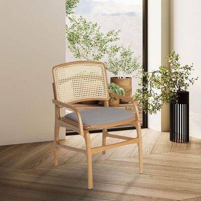 Conjunto 8 Cadeiras De Jantar Florença Em Madeira Jequitibá Natural Braço Encosto Palha Linho Cinza