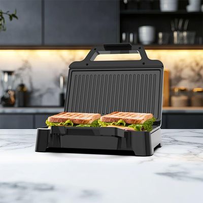 Sanduicheira Inox Multiuso Oster 220V