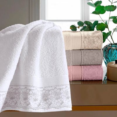 Toalha de Banho Melody com Renda Cassia Bouton Fendi