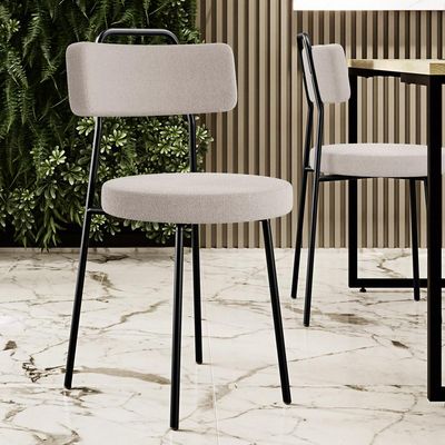 Cadeira Decorativa Estofada Para Sala De Jantar Barcelona L02 Bouclê Creme - Lyam Decor