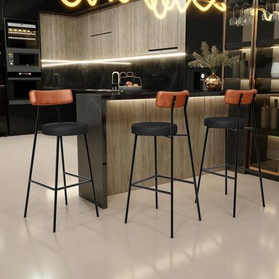 Kit 02 Banquetas Alta Bar Cozinha Sala De Jantar Milão L02 Couríssimo Camel Preto - Lyam Decor