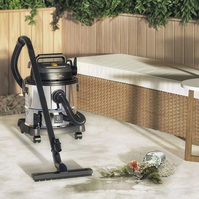 ASPIRADOR DE PÓ E ÁGUA ELECTROLUX EM INOX 12L 127V GT12I