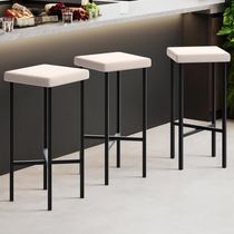 Kit 03 Banquetas Alta Bar Cozinha Sala De Jantar Preto Stella L02 Suede Bege - Lyam Decor