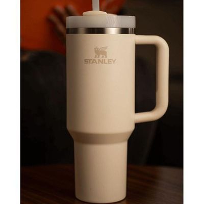 Copo Com Canudo Stanley Quencher 1.18l Cream