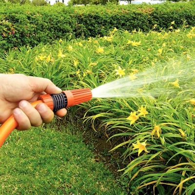Esguicho Com Engate Rosqueado E Jato Regulável Em Plástico - 78514000 - Tramontina