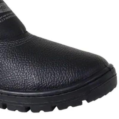Botina Couro Preto Elástico Sem Bico N°42 - 017831 - Imbiseg Botina Couro Preto Elastico Sem Bico Nº42 Imbiseg