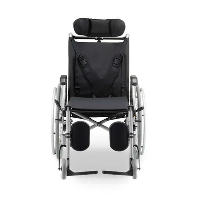 Cadeira de Rodas D700 Reclinável em Alumínio Dobrável até 130 Kg Dellamed 40 / Preto