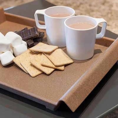 Conjunto Jarra de Suco 2L com Tampa e 6 Canecas de Plástico Empilhável 250ml Branco Coza