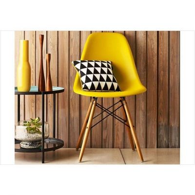 Cadeira Eiffel Charles Eames ABS Base de Madeira Dsw