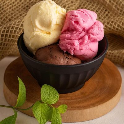 Conjunto 12 Cumbucas de Plástico 400ml Preto Bowl Avulso Uz Tigela Sobremesa Sorvete Cereais Frutas
