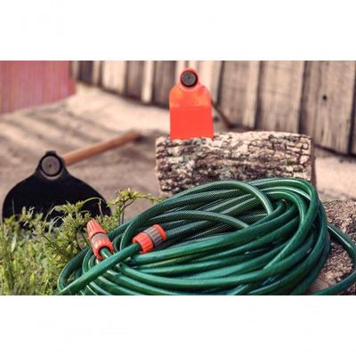 Mangueira Tramontina Em Pvc Verde 3 Camadas 25m Com Engate Rosqueado E Esguicho