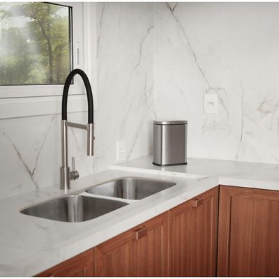Lixeira Tramontina Tipo D em Aço Inox com Acabamento Scotch Brite 3 L
