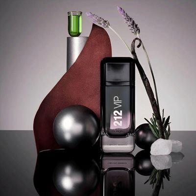 Carolina Herrera 212 Vip Black Eau De Parfum - Perfume Masculino 50ml