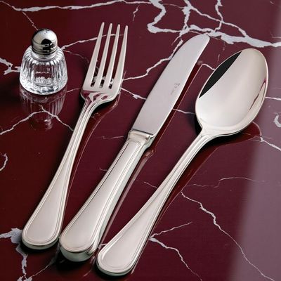 Faqueiro em prata com estojo Saint James Windsor 101 peças: Elegância e design atemporal para sua mesa