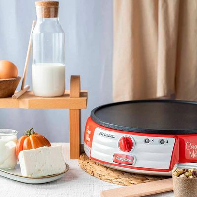 Máquina para crepes Ariete 202 Retrô Party Time vermelha 1000w 220 volts