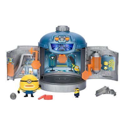 Mega Minions Câmara de Transformação, Candide