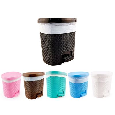 Kit 2 Lixeiras Rattan C/ Tampa Abertura Pedal Plástico Capacidade de 6 Litros Para Cozinha Escritório Preto