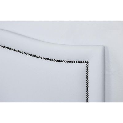 Cabeceira Casal Curva Luxo 140x60 Courino Branco - Tachas Fumê