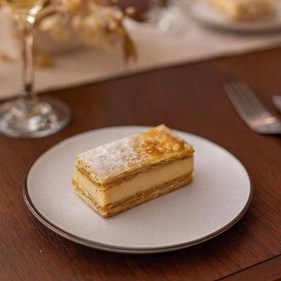 Prato Sobremesa Tramontina Canyon em Porcelana Decorada 21cm Cozinha Servir Tortas Doces
