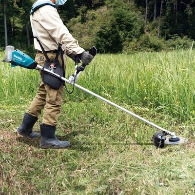 Roçadeira De Grama Guidão Sem Bateria Sem Carregador Ur016gz Makita