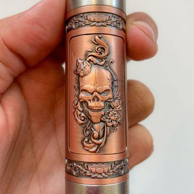 Maquina De Cortar Aparador De Cabelo Barbeiro Caveira Barbeador Eletrico Retro Esculpida Cabeça T
