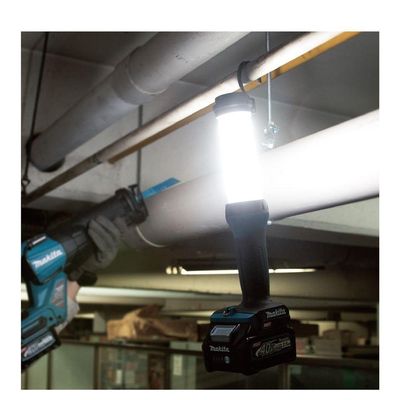 Lanterna De Led 40v Sem Bateria Sem Carregador Ml002g Makita