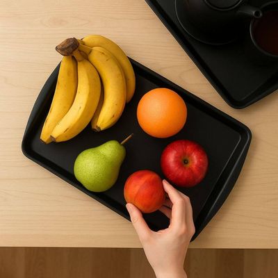 Kit 6 Bandejas para Servir 34x23,5cm Plástico Preto Uno Coza Buffet Lanchonete Self Service