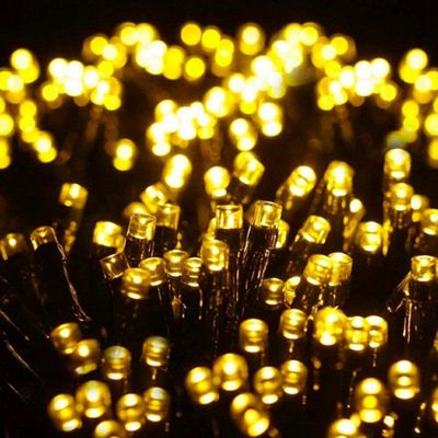 10 Metros De Led Pisca Cordão Com 100 Lampadas Formato Gota Fio Preto Branco Quente